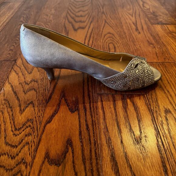 ALEX MARIE Symone Women's Shoes 8.5 Silver Gray Ceylon Embellished Pumps Fromal - Picture 7 of 16